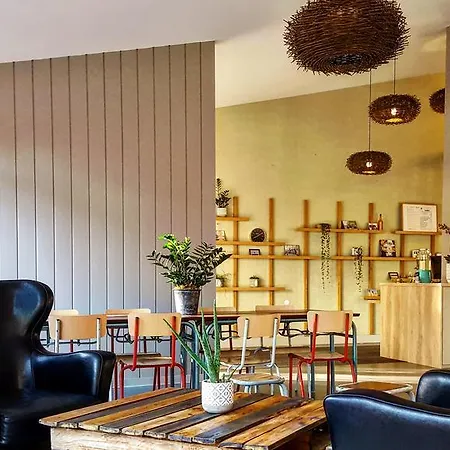 Halt - Choisissez L'hotellerie Independante