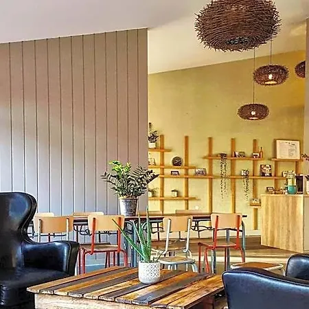 Halt - Choisissez L'hotellerie Independante لات