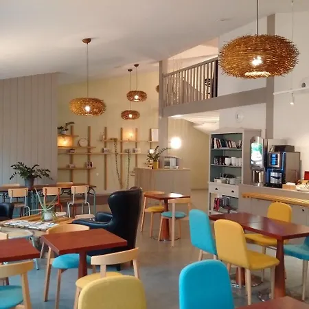 Halt - Choisissez L'hotellerie Independante Lattes