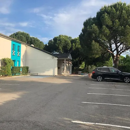 Halt - Choisissez L'hôtellerie Indépendante 2*