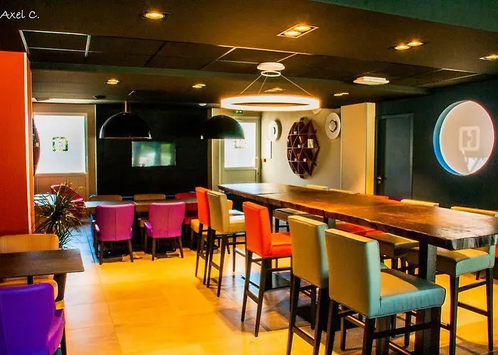 Halt - Choisissez L'hotellerie Independante Лат