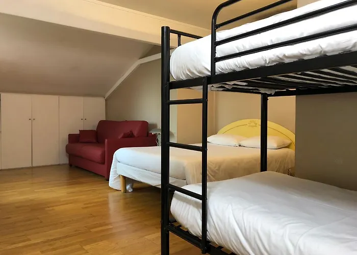 Отель Halt - Choisissez L'hotellerie Independante 2*