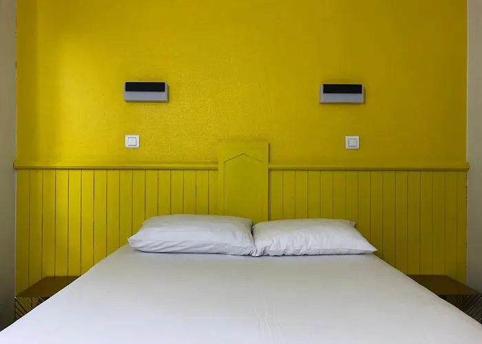 Halt - Choisissez L'hotellerie Independante 2*