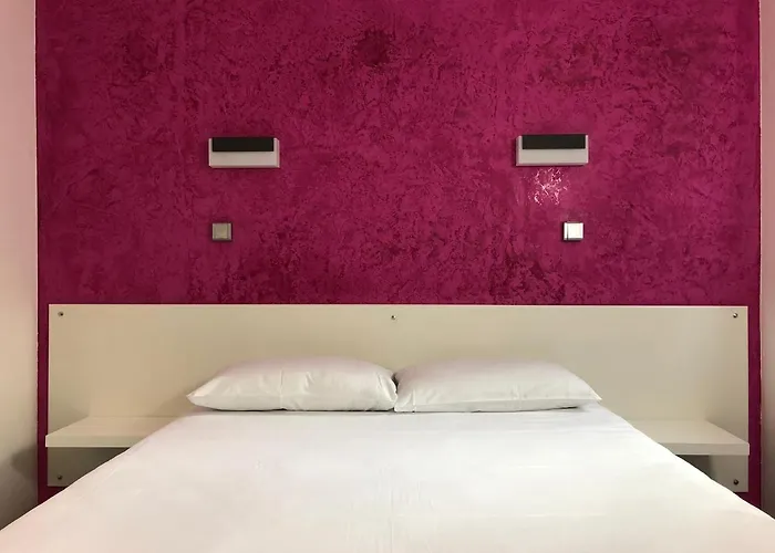 Halt - Choisissez L'hôtellerie Indépendante Hotel Lattes