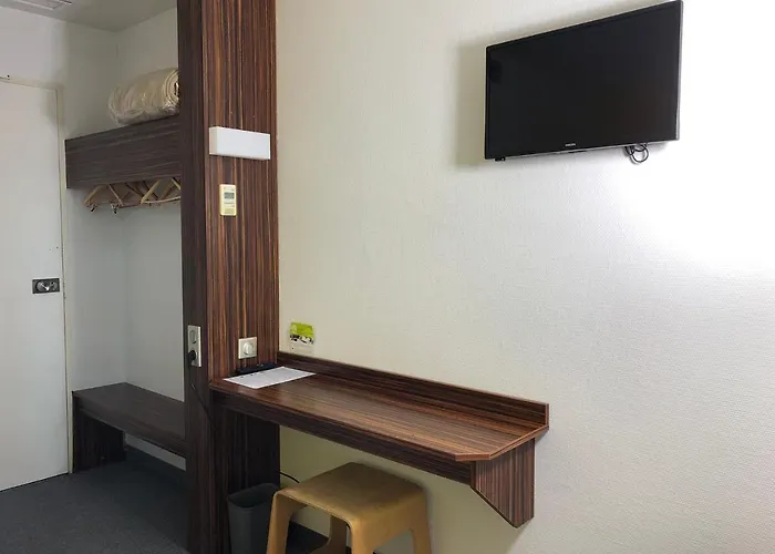 Halt - Choisissez L'hotellerie Independante Отель 2*