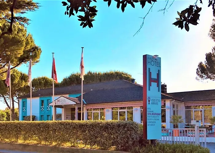 Halt - Choisissez L'hotellerie Independante Отель Лат